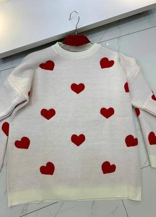 Светр сердечко