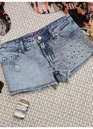 Короткі джинсові шорти з шипами denim co/стрази
