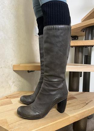 Коричневі брендові шкіряні чоботи marsell оригінал на високих товстих підборах з в'язаною манжетою розмір 38