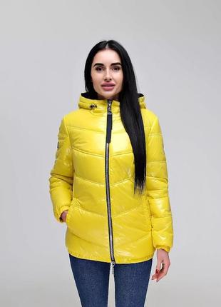 Куртка жіноча лакова демісезонна лак жовтий, р.44-54, україна2 фото