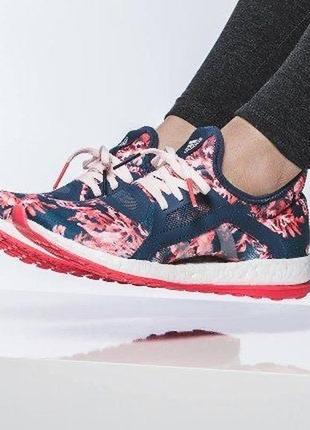 Легкі кросівки в квіти adidas pureboost