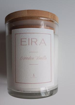 Соєва свічка від бренда " e i r a ", з ароматом wooden vanilla