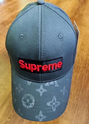 Бейсболка кепка supreme