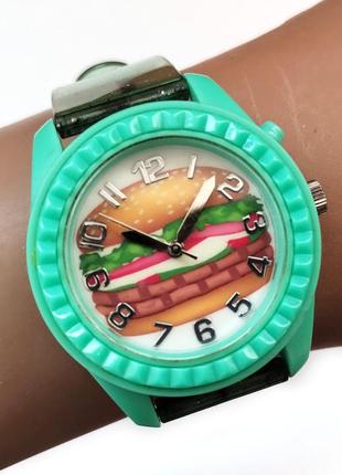 Accutime часы из сша с бургером механизм japan