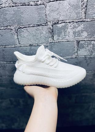 Кросівки адідас ізі adidas yeezy boost білі жіночі адідас класичні1 фото