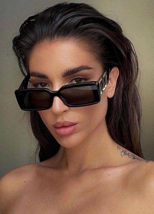 Окуляри сонцезахисні чорні в стилі tiffany & co прямокутні очки uv4001 фото