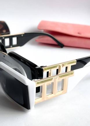 Окуляри сонцезахисні чорні в стилі tiffany & co прямокутні очки uv4009 фото