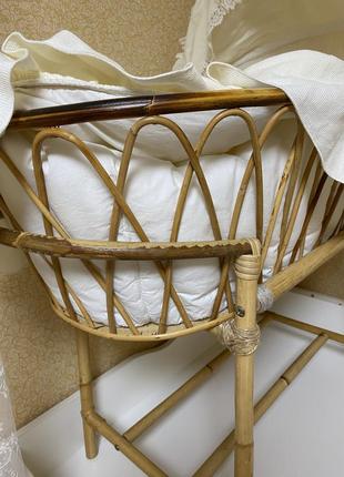 Корзинка люлька с лозы