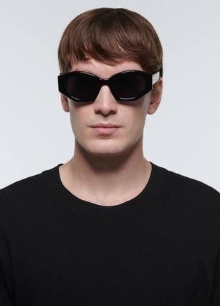 Солнцезащитные черные очки в стиле celine triomphe очки uv4004 фото
