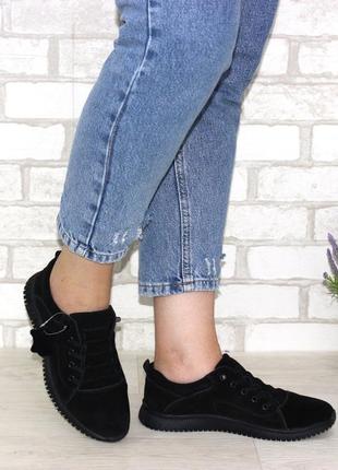 Спортивні туфлі попереду на гумці натуральний замш10 фото