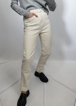 Бело-молочные джинсы от деним ко (приммарк)2 фото