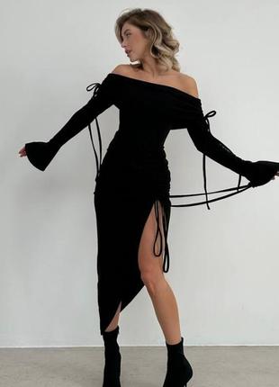 Платье миди черное однотонное на длинный рукав с разрезом по ноге с открытыми плечами качественная, стильная трендовая