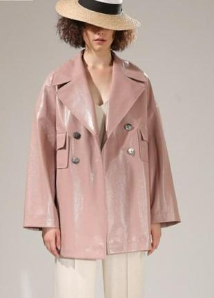 Трендовое пальто / куртка oversize в пудровом цвете от vona