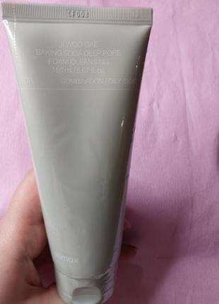 Пенка для глубокого очищения пор с содой celimax baking soda deep pore foam cleansing 150ml