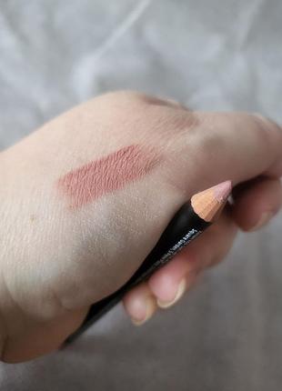 Flormar waterpoof lipliner водостійкий олівець для губ