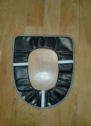 Чехол-накладка, утеплитель на сиденье унитаза на липучках мягкий