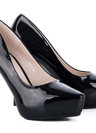 Женские черные туфли black seven на высоком каблуке