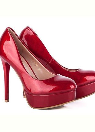 Женские красные туфли seven на высоком каблуке2 фото