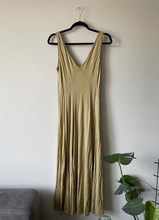 Довга золотиста сукня у білизняному стилі від h&m3 фото