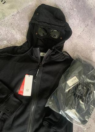 Соуп худи cp company с линзами.