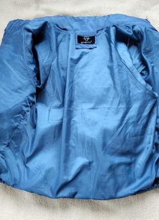 Стильна куртка синього кольору бренду qinruiyu з капюшоном5 фото