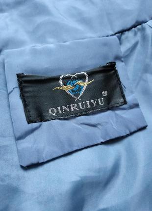 Стильная куртка синего цвета бренда qinruiyu с капюшоном6 фото