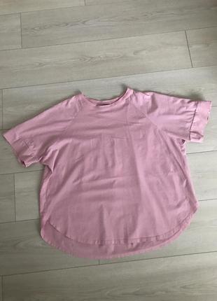 Розовая свободная хлопковая футболка1 фото