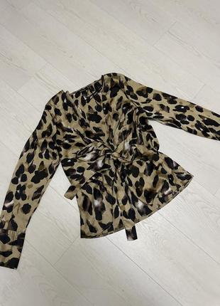 Блузка женская, атласная блузка, леопардовая рубашка