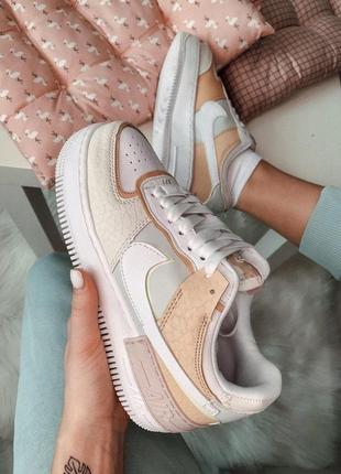 Красивейшие женские кроссовки nike air force 1 shadow white grey brown бежевые