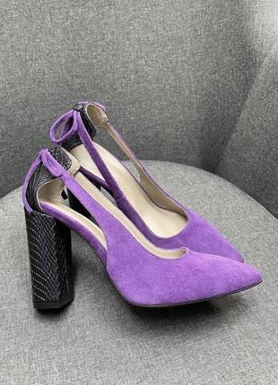Фиолетовые туфли с бантиком и вырезами натуральный замш и кожа питон 35-414 фото