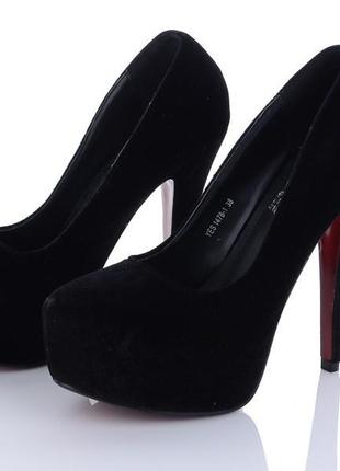 Роскошные женские велюровые черные туфли star на каблуке1 фото