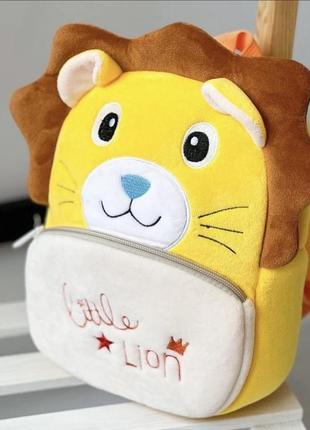 Рюкзак детский плюшевый мягкий "лев"