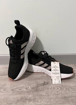 Adidas swift run