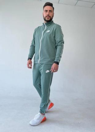 Чоловічі спортивні костюми nike4 фото