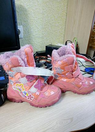 Зимние сапоги на девочку 28 р