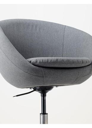 Ikea skruvsta поворотний стілець, сірий  302.800.044 фото