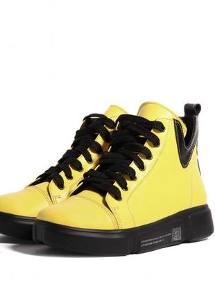 Кожаные желтые ботинки1 фото