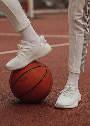 Кросівки adidas yeezy boost 350 white кросівки7 фото