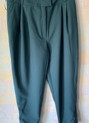 Легкие брюки с защипами на талию asos 14