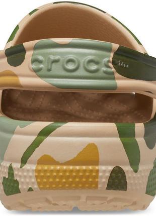 Crocs classic printet camo clog оригінал сша m15 50-51 (32 см) сабо сандалі закрите взуття крокс original5 фото