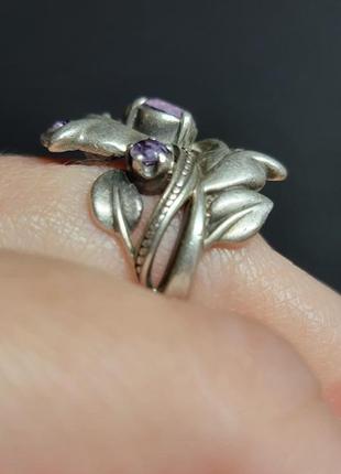 Серебряное кольцо с фиолетовым аметистом3 фото