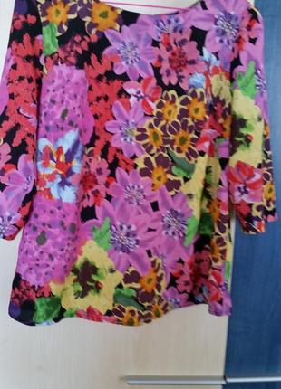 Блузка в квітковий принт1 фото