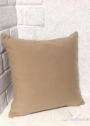 Подушка для дивана в техніці печворк з котом3 фото