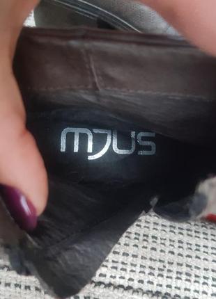 Аккуратные стильные прочные ботиночки натуральная кожа сапожки ботильоны mjus5 фото