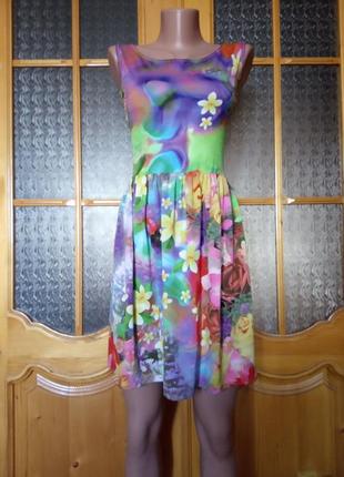 Короткое легкое платье с цветочным принтом б/р1 фото
