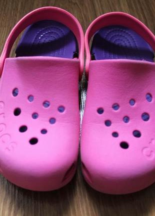 Яркие привлекательные унисекс детские босоножки сабо сандалии crocs c11 (28)