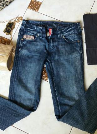 Мегастильні джинси river island