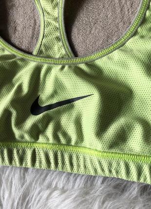 Женский спортивный двухсторонний топ nike dri-fit6 фото