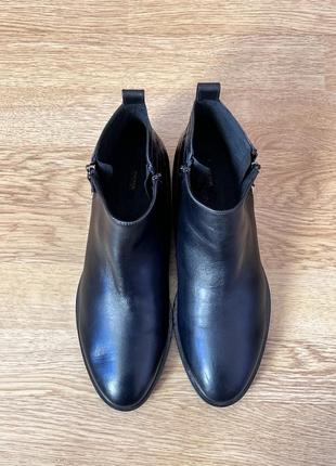 Кожаные ботинки geox 39 размера в идеальном состоянии3 фото