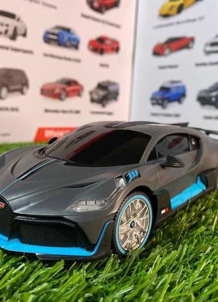 Машинка bugatti divo на радіоуправлінні. машинка на пульті управління.1 фото